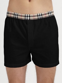 Soft, breathable comfort with a helpful hint of stretch and the iconic check design along the waist. 97% cotton/3% elastane Machine wash Imported Soft, breathable comfort with a helpful hint of stretch and the iconic check design along the waist. 97% cotton/3% elastane Machine wash Imported