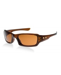 Our action sports pros wanted a new look for the street with the authenticity of an Oakley original. So we combined lightweight O Matter® frame material with our premium sports design technologies, Three Point Fit for comfort, patented XYZ Optics® for clarity at all angles of view and High Definition Optics®. Great for casual or sport wear. Our action sports pros wanted a new look for the street with the authenticity of an Oakley original. So we combined lightweight O Matter® frame material with our premium sports design technologies, Three Point Fit for comfort, patented XYZ Optics® for clarity at all angles of view and High Definition Optics®. Great for casual or sport wear.