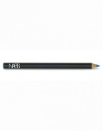 Uniquely formulated pencils with intense pigment provide a rich look and velvety application. Imported. 