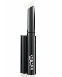 A colour-free base to wear under lipstick. Adds light moisture, smoothes and refines the lips. Improves the appearance of applied lip products. A colour-free base to wear under lipstick. Adds light moisture, smoothes and refines the lips. Improves the appearance of applied lip products.