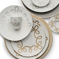This feminine décor reminds us of the embroideries that can be found in some of the military outfits of the Napoleon era. Platinum inlay design adorns each piece. This feminine décor reminds us of the embroideries that can be found in some of the military outfits of the Napoleon era. Platinum inlay design adorns each piece.
