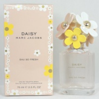 MARC JACOBS DAISY EAU SO FRESH by Marc Jacobs EDT SPRAY 2.5 OZ for WOMEN