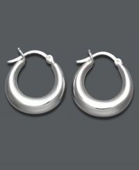 A style staple -- hoop earrings add dimension to any look. Giani Bernini's chic style features a click backing in sterling silver. Approximate diameter: 1/2 inch. A style staple -- hoop earrings add dimension to any look. Giani Bernini's chic style features a click backing in sterling silver. Approximate diameter: 1/2 inch.
