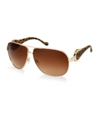 Be a framed beauty like the designer herself. Sunglasses by Jessica Simpson focus on ultimate style, raising the fashion bar a few notches. Be a framed beauty like the designer herself. Sunglasses by Jessica Simpson focus on ultimate style, raising the fashion bar a few notches.