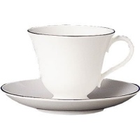 Wedgwood SIGNET PLATINUM TEA SAUCER Wedgwood SIGNET PLATINUM TEA SAUCER