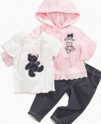 A touch of frill and a bit of playfulness make this 3-piece t-shirt, pant and hoodie set from Guess the perfect everyday choice. A touch of frill and a bit of playfulness make this 3-piece t-shirt, pant and hoodie set from Guess the perfect everyday choice.