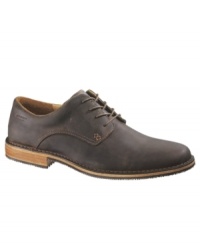 The Salem's stitch out construction combines full grain leather uppers for a luxurious pair of men's dress shoes. The lace-ups also contain leather quarter lining and cotton vamp lining. The full length leather covered footbed sits atop a Vibram rubber Pluribal slip-resistant sole that ensures exceptional traction. The Salem's stitch out construction combines full grain leather uppers for a luxurious pair of men's dress shoes. The lace-ups also contain leather quarter lining and cotton vamp lining. The full length leather covered footbed sits atop a Vibram rubber Pluribal slip-resistant sole that ensures exceptional traction.