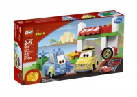 LEGO Cars Luigi's Italian Place 5818 LEGO Cars Luigi's Italian Place 5818