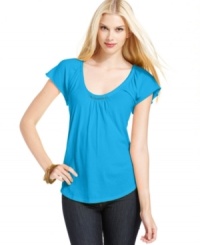 Flirty flutter sleeves and brilliant beading make up a fun petite tee from Calvin Klein Jeans! Wear with your favorite denim for a bright weekend look.