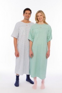 Designer Hospital I.V. Snap Gown (Green) (1 ea.) Designer Hospital I.V. Snap Gown (Green) (1 ea.)