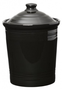Fiesta 2-Quart Medium Canister, Black Fiesta 2-Quart Medium Canister, Black
