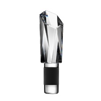 Hand-cut to highlight the luxurious characteristics of the glass, the city wine stoppers pay tribute to world metropolises New York, Stockholm and Toyko. Compatible with all bottle sizes, they are a fine complement to the Carat collection. Hand-cut to highlight the luxurious characteristics of the glass, the city wine stoppers pay tribute to world metropolises New York, Stockholm and Toyko. Compatible with all bottle sizes, they are a fine complement to the Carat collection.