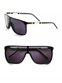A sporty shield style rendered in lightweight resin with metal detail. Available in shiny black frames with smoke flash lenses.Resin/metal100% UV ProtectionMade in Italy A sporty shield style rendered in lightweight resin with metal detail. Available in shiny black frames with smoke flash lenses.Resin/metal100% UV ProtectionMade in Italy