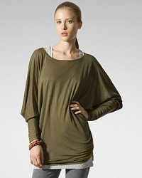 Exuding ultimate comfort and mobility, the crewneck top is expertly crafted from soft-touch modal in a cropped silhouette with long, dolman sleeves. Exuding ultimate comfort and mobility, the crewneck top is expertly crafted from soft-touch modal in a cropped silhouette with long, dolman sleeves.