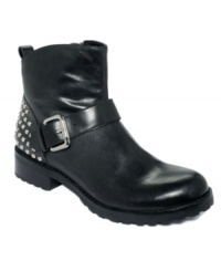 A sprinkle of studs and spikes at the back ankle of GUESS' Robbyn booties adds so much style to this tough-girl style. A sprinkle of studs and spikes at the back ankle of GUESS' Robbyn booties adds so much style to this tough-girl style.