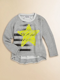 This vintage-inspired pullover with slightly tattered hi-lo hem and shooting star print is a brilliant wardrobe essential.CrewneckLong raglan sleevesPullover styleHi-lo hem80% cotton/20% polyesterHand washImported This vintage-inspired pullover with slightly tattered hi-lo hem and shooting star print is a brilliant wardrobe essential.CrewneckLong raglan sleevesPullover styleHi-lo hem80% cotton/20% polyesterHand washImported