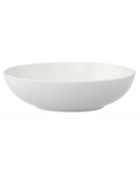 Fresh modern. Sheer white china in oval form inspires simply harmonious dining. A soft fluidity and radiant glaze give this serving bowl quiet elegance and lasting appeal. From Villeroy & Boch's collection of serveware and serving dishes. Fresh modern. Sheer white china in oval form inspires simply harmonious dining. A soft fluidity and radiant glaze give this serving bowl quiet elegance and lasting appeal. From Villeroy & Boch's collection of serveware and serving dishes.