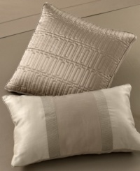 A modern stitch pattern makes the Wide Stripe Bronze quilted pillow from Hotel Collection thoroughly intriguing. Rooted in simplicity, yet exquisitely detailed, this pillow is a sophisticated addition to the Wide Stripe Bronze bedding ensemble. Reverses to solid. A modern stitch pattern makes the Wide Stripe Bronze quilted pillow from Hotel Collection thoroughly intriguing. Rooted in simplicity, yet exquisitely detailed, this pillow is a sophisticated addition to the Wide Stripe Bronze bedding ensemble. Reverses to solid.