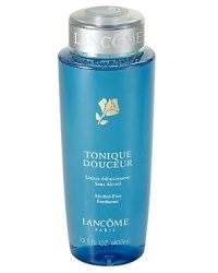 Soothing and cooling, this alcohol-free, pH balanced freshener gently tones and refines skin without depleting the natural oils of normal/combination skin. Formulated with skin-softening distilled flower water, this refreshing formula gives skin a cool, hydrating lift. Leaves skin perfectly clean, soft and supple. Dermatologist-Tested For Safety. Soothing and cooling, this alcohol-free, pH balanced freshener gently tones and refines skin without depleting the natural oils of normal/combination skin. Formulated with skin-softening distilled flower water, this refreshing formula gives skin a cool, hydrating lift. Leaves skin perfectly clean, soft and supple. Dermatologist-Tested For Safety.