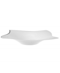 Your guests will delight in the fluid line of this bowl eloquently graced with a touch of platinum. Ideal for serving salad sensations, sushi or appetizers. Perfect for everyday or formal dining. Your guests will delight in the fluid line of this bowl eloquently graced with a touch of platinum. Ideal for serving salad sensations, sushi or appetizers. Perfect for everyday or formal dining.
