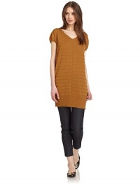 THE LOOKTextured stripes Pullover style V-neckShort gathered cuff sleevesMiddle seam detail Wide ribbed hemTHE FITAbout 33 from shoulder to hemTHE MATERIAL70% virgin wool/30% silkCARE & ORIGINHand washMade in ItalyModel shown is 5'10 (177cm) wearing US size 4. THE LOOKTextured stripes Pullover style V-neckShort gathered cuff sleevesMiddle seam detail Wide ribbed hemTHE FITAbout 33 from shoulder to hemTHE MATERIAL70% virgin wool/30% silkCARE & ORIGINHand washMade in ItalyModel shown is 5'10 (177cm) wearing US size 4.