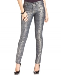 Leopard print with a high-shine metallic coating makes these Else Jeans skinny jeans a hot pick for a stylish winter wardrobe! Leopard print with a high-shine metallic coating makes these Else Jeans skinny jeans a hot pick for a stylish winter wardrobe!