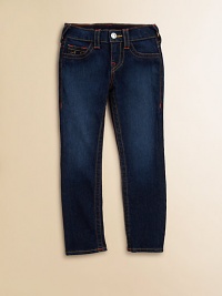 Looks like jeans, fits like leggings with slight fading and signature stitching in a skinny silhouette.Front button closureAdjustable waistband with belt loopsZip flyFaux front pocketsBack patch pockets79% cotton/19% polyester/2% elastaneMachine washImported of domestic fabric Looks like jeans, fits like leggings with slight fading and signature stitching in a skinny silhouette.Front button closureAdjustable waistband with belt loopsZip flyFaux front pocketsBack patch pockets79% cotton/19% polyester/2% elastaneMachine washImported of domestic fabric