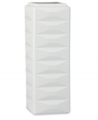 A cut above. The Castle Peak bouquet vase presents an ultra-modern take on kate spade new york's signature bow motif, featuring bold faceted accents from top to bottom. A cut above. The Castle Peak bouquet vase presents an ultra-modern take on kate spade new york's signature bow motif, featuring bold faceted accents from top to bottom.