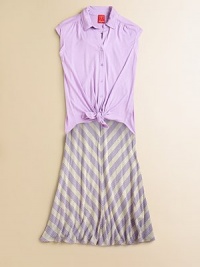 A flirty front tie and shirt collar create a look that's versatile and on-trend.Shirt collarSleevelessButton frontFront tie hem50% cotton/50% modalMachine washImported Please note: Number of buttons may vary depending on size ordered. A flirty front tie and shirt collar create a look that's versatile and on-trend.Shirt collarSleevelessButton frontFront tie hem50% cotton/50% modalMachine washImported Please note: Number of buttons may vary depending on size ordered.