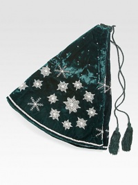 EXCLUSIVELY AT SAKS. Light-catching beaded snowflakes decorate this lush velvet tree skirt, from renowned designer Sudha Pennathur. HandcraftedVelvet with bead embroidery50 diam.Dry cleanImported EXCLUSIVELY AT SAKS. Light-catching beaded snowflakes decorate this lush velvet tree skirt, from renowned designer Sudha Pennathur. HandcraftedVelvet with bead embroidery50 diam.Dry cleanImported