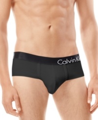 Be cool and confident beneath it all with these low-rise briefs from Calvin Klein.