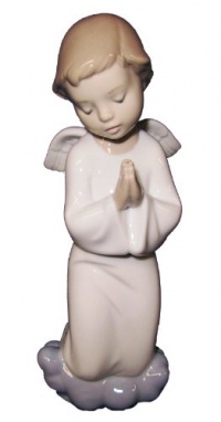 Nao Celestial Prayer Porcelain Figure Nao Celestial Prayer Porcelain Figure