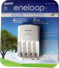 SANYO Eneloop 4-Position Ni-MH Rechargeable Battery Charger White SANYO Eneloop 4-Position Ni-MH Rechargeable Battery Charger White