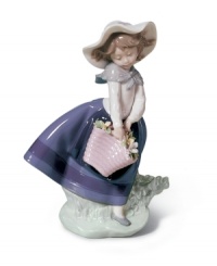 Enjoying the soft breeze and fresh flowers of spring, the little girl of Lladro's Pretty Pickings figurine exudes warmth and happiness. A classic for any collector, in glazed porcelain. Enjoying the soft breeze and fresh flowers of spring, the little girl of Lladro's Pretty Pickings figurine exudes warmth and happiness. A classic for any collector, in glazed porcelain.