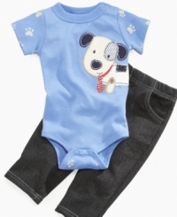 He'll be put together and ready to play in no time with this sweet bodysuit and pant set from Mini Bean. He'll be put together and ready to play in no time with this sweet bodysuit and pant set from Mini Bean.