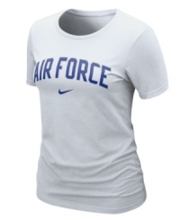 Keep your team pride on display with this NCAA Air Force Falcons t-shirt from Nike. Keep your team pride on display with this NCAA Air Force Falcons t-shirt from Nike.
