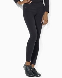 The essential legging is crafted in comfortable stretch cotton for a sleek, body-conscious silhouette and maximum ease of movement. The essential legging is crafted in comfortable stretch cotton for a sleek, body-conscious silhouette and maximum ease of movement.