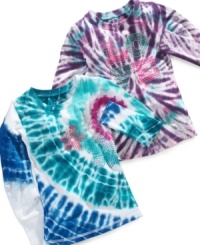 For the cool littlest hipster in training is this long sleeve tie dye pullover top by Flapdoodles. For the cool littlest hipster in training is this long sleeve tie dye pullover top by Flapdoodles.