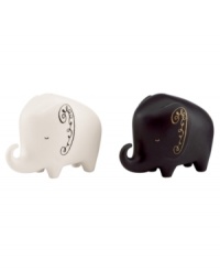 Full of personality, elephant salt and pepper shakers are a fun surprise for any table from kate spade new york. Featuring a black and white glaze with whimsical gold detail. Full of personality, elephant salt and pepper shakers are a fun surprise for any table from kate spade new york. Featuring a black and white glaze with whimsical gold detail.