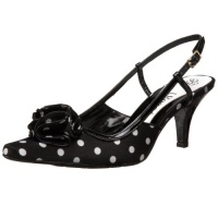 J.Renee Women's Elisha Pump J.Renee Women's Elisha Pump