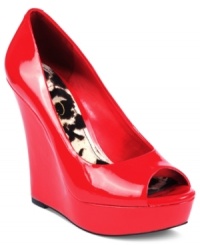 Let the shiny upper of the Flower platform wedges by Jessica Simpson upgrade your outfit. Let the shiny upper of the Flower platform wedges by Jessica Simpson upgrade your outfit.