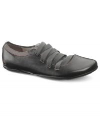 One of the most unique silhouettes you'll come across all season. Hush Puppies' Kriya Ghillie sneakers feature cute and chunky elastic stretch laces. One of the most unique silhouettes you'll come across all season. Hush Puppies' Kriya Ghillie sneakers feature cute and chunky elastic stretch laces.
