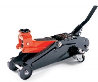 Pro380033 2 Ton Hydraulic Steel Floor Jack Pro380033 2 Ton Hydraulic Steel Floor Jack