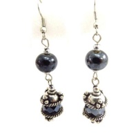 'french touch' loops Kilimanjaro silver-plated grey. 'french touch' loops Kilimanjaro silver-plated grey.