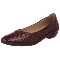 Trotters Women's Falynn Slip-On Trotters Women's Falynn Slip-On