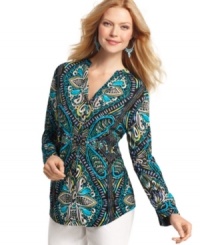 A bold print enhances this petite shirt from Style&co. Perfect for pairing with white shorts and capris! A bold print enhances this petite shirt from Style&co. Perfect for pairing with white shorts and capris!