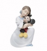 Nao by Lladro fine porcelain figurine from their Disney Collection: I Love You, Mickey - No.1641 Nao by Lladro fine porcelain figurine from their Disney Collection: I Love You, Mickey - No.1641