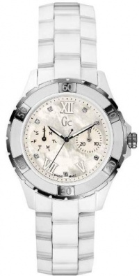 GUESS Sport Class XL-S Glam White Timepiece GUESS Sport Class XL-S Glam White Timepiece