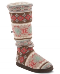 Get the lodge look right down to your feet with the Tina booties from Muk Luks. A faux-fur lining, as well as quilt-like patterns, will make you feel like you're relaxing in front of a warm fire. Get the lodge look right down to your feet with the Tina booties from Muk Luks. A faux-fur lining, as well as quilt-like patterns, will make you feel like you're relaxing in front of a warm fire.