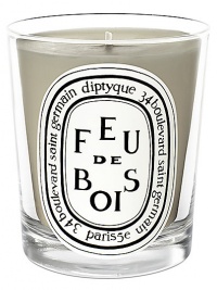 This candle is a very sophisticated blend of rare woody essences. It evokes the characteristic fragrance of a real wood fire in a fire place.Woody 50-60 hours burn time Keep wick trimmed to ½ to ensure optimal use Hand poured and made in France